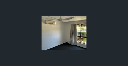 2 BEDROOM DUPLEX FRESHLY PAINTED. - Photo 3