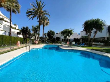 Atico en alquiler en Nueva Andalucia, Marbella - Foto 5