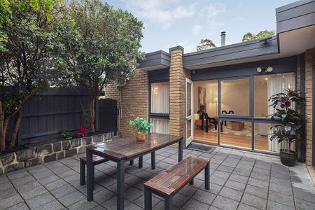 2/23 Asquith Street, Kew VIC 3101 - Photo 5