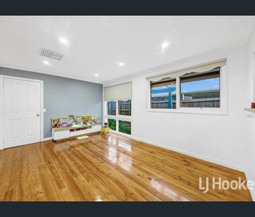 Spacious Family Living in Prime Melton West Location - Photo 2