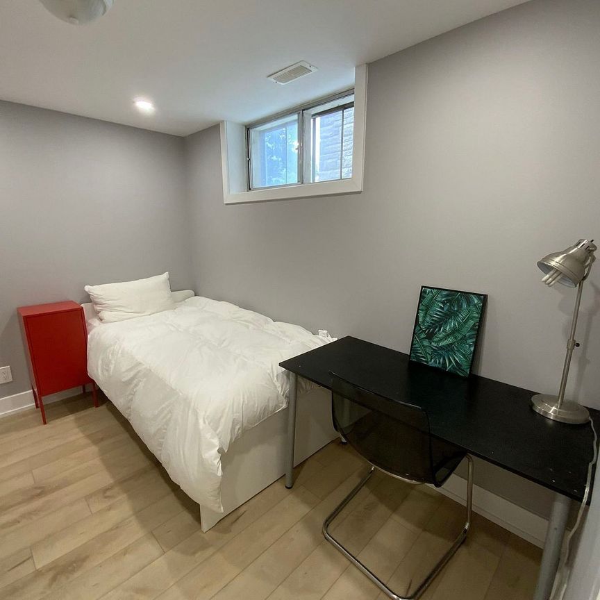 For Lease - 167 Churchill Avenue Unit# Basement, Toronto, Ontario - Photo 1