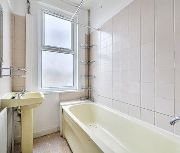 Lightcliffe Road, N13, London - Photo 5