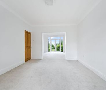 4 bedroom semi detached house to rent, - Photo 2