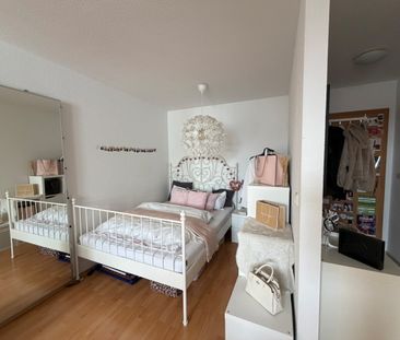 Geräumiges 1-Zimmer-Apartment mit Schlafnische für Studenten im Stu... - Photo 4