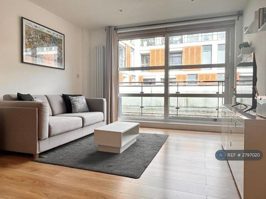 1 bedroom flat to rent - Photo 1