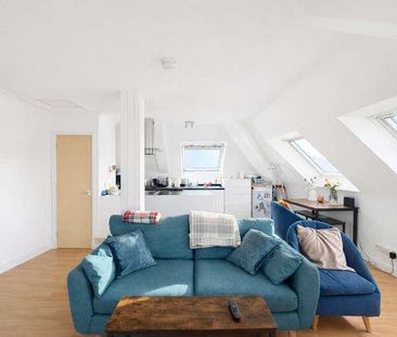 Shamrock Way, Hythe, SO45 - Photo 2