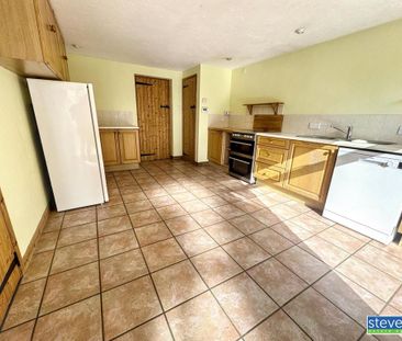 3 bedroom detached house to rent - Photo 6