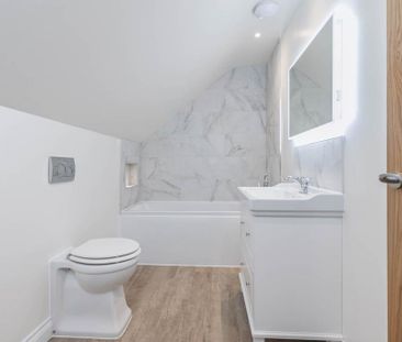 4 bedroom detached house to rent - Photo 5