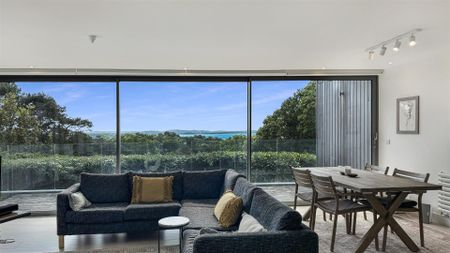 3 Bedroom House - Photo 3