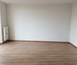 Liebknechtstr. 69, Wohnung 2 ~~~ Einbauküche, Stellplatz, Südbalkon... - Foto 1