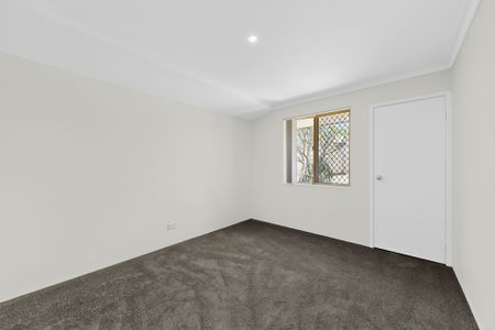 Welcome to your newly renovated home! - Photo 3