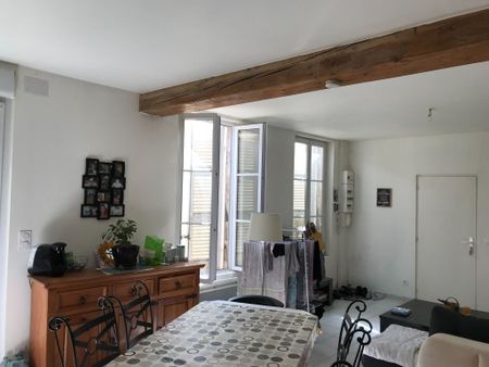 Location appartement 3 pièces, 64.00m², Rochefort - Photo 2