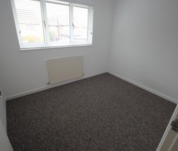 1 bedroom Flat To Let - Photo 4