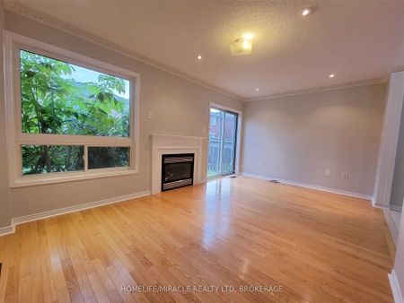 For Lease - 8 Galtee Road, Brampton, Ontario - Photo 3