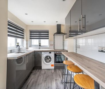 4 bedroom house to rent - Photo 4