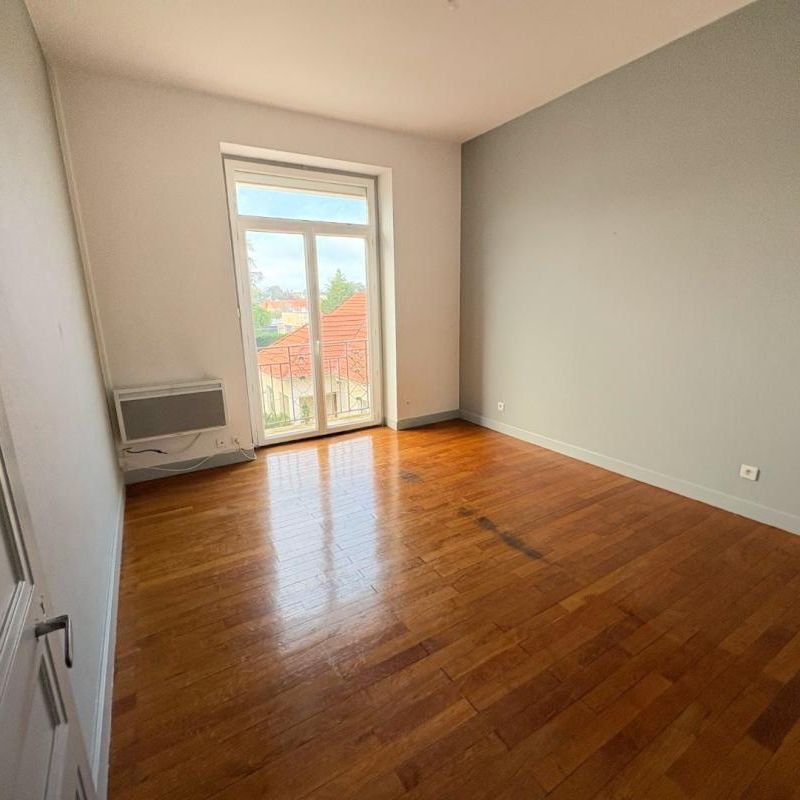 Location Appartement 3 pièces 54m² LE COTEAU 42120 - Photo 1