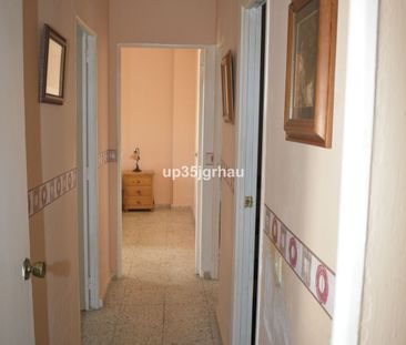 Ground Floor Apartment in Estepona - Photo 4