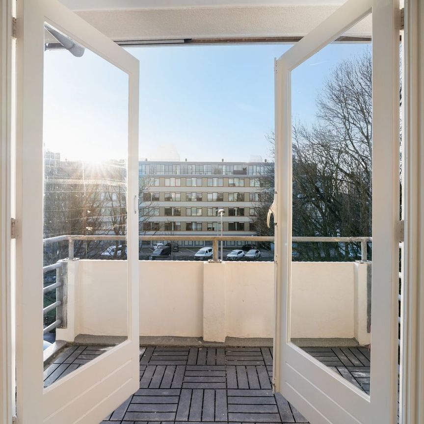 Appartement te huur: Koningin Marialaan 82 2595 GC Den Haag - Photo 1