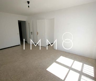 Location Appartement 4 pièces 81m² MARSEILLE 8ème - Photo 1