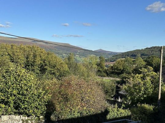 3 bedroom terraced house to rent - Photo 1