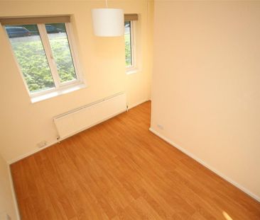 2 bedroom maisonette to rent - Photo 5