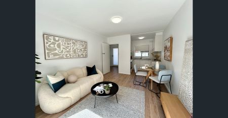 Renovated and secure - Photo 5