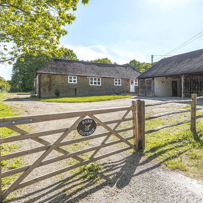 4 bedroom detached house to rent - Photo 1