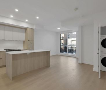 Grace Condos - Photo 1