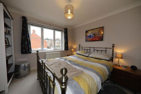 2 bedroom apartment to rent - Photo 4