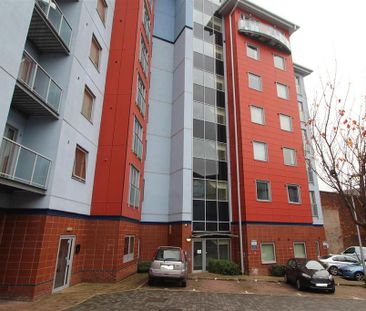 3 bedroom apartment to rent - Photo 2