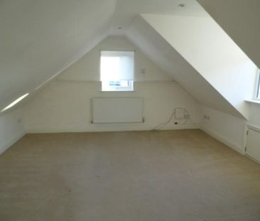 4 bedroom bungalow to rent - Photo 6