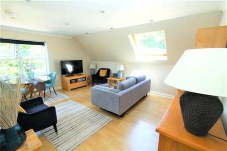 Winchester Road, Southampton, Hampshire, SO16 - Photo 4