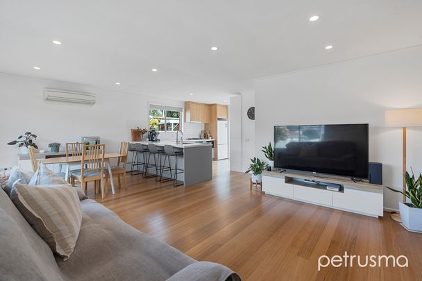 Modern Family Home - Photo 1