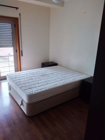 Apartamento T0+1 junto ao Centro Comercial Glicínias - Photo 4