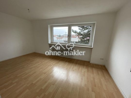 Zentrumsnahe helle 3,5 Zi-Whg. mit Balkon und EBK - Photo 1