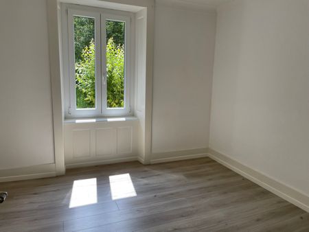 JEANNERET 23, Appart. 4 pièces 1er étage rénové avec balcon - Photo 2