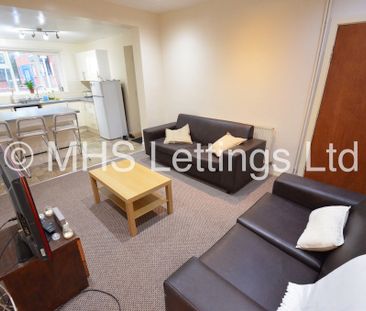 4 Bedroom Mid Terraced House for rent in Manor Terrace - Photo 3