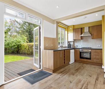 3 bedroom semi-detached house to rent - Photo 1