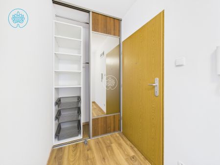 2- pokojowe mieszkanie po generalnym remoncie! - Photo 4