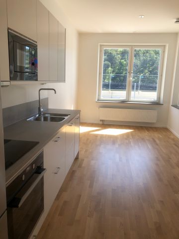 Södra vägen, Nacka - Photo 2