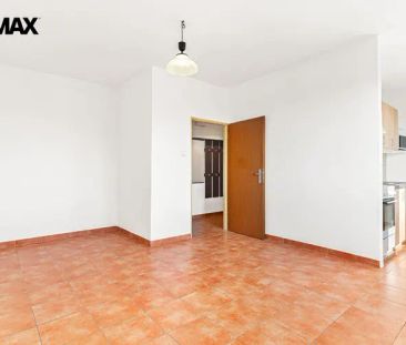Pronájem bytu 1+kk, Na Vsi 143, Pardubice – Černá za Bory - Фото 3