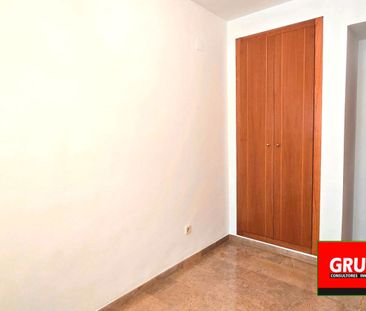 Piso de alquiler en Carrer de Joan Baptista Coratjà, Barrio de Patraix - Photo 3