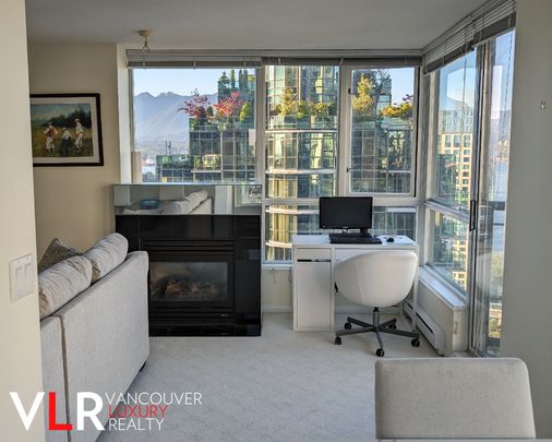 Condo in Downtown Vancouver, BC - Photo 1