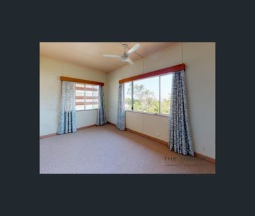 44 Pennycuick Street, West Rockhampton, Qld 4700 - Photo 6