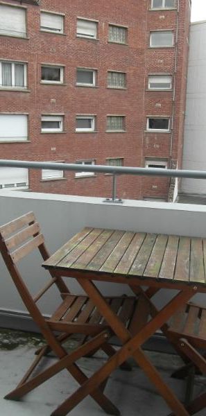 Location Appartement 2 pièces 46m² LILLE 59000 - Photo 2