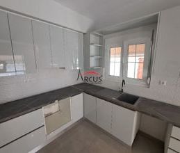 Διαμέρισμα για ενοικίαση - Νεάπολη, - Φωτογραφία 2