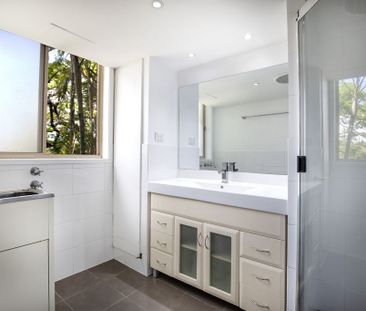 Coastal Living in Prime Palm Beach Location - Photo 6