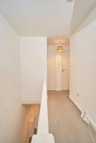 Howcroft House – Room 3 - Photo 5