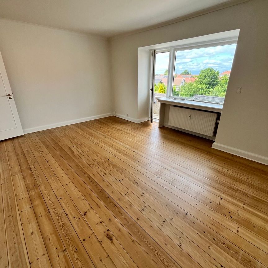 Lys lejlighed med 2 altaner - Foto 1