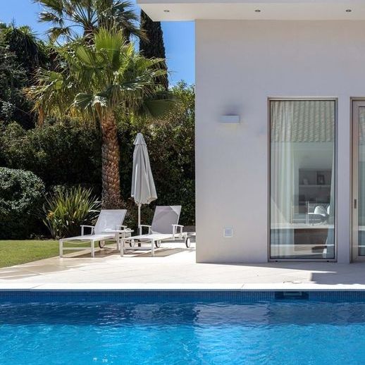 Luxury Villa for rent in Cadiz, Andalusia - Photo 1